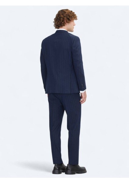Lacivert Çizgili Regular Fit Yün Karışımlı Takım Elbise indirimleri