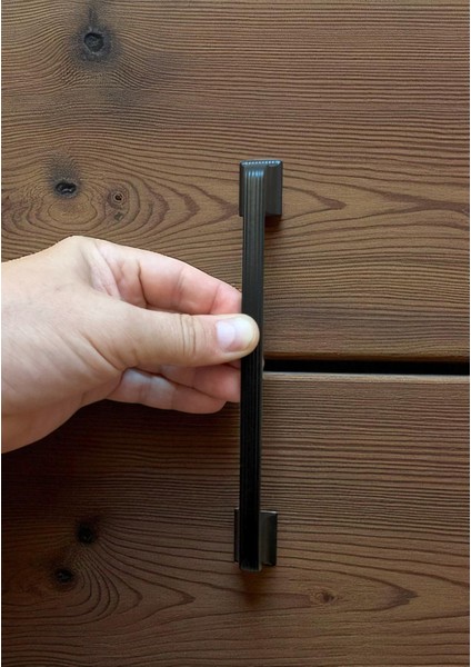 Beta Çizgili Siyah Alüminyum Metal Lüks Modern Mobilya Çekmece Mutfak Dolabı Kulpu 160MM-192MM fırsatları