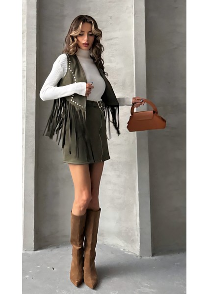 Taş Baskı Detaylı Püsküllü Süet Yelek modelleri