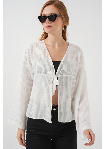 Kadın BDART Fiyonk Bağlamalı Sırsız V-Yaka Bluz White