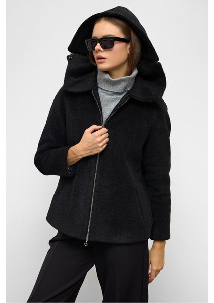 Çıkabilir Kapüşonlu Fermuar Detaylı Oversize Kaban Siyah 3128 fırsatları
