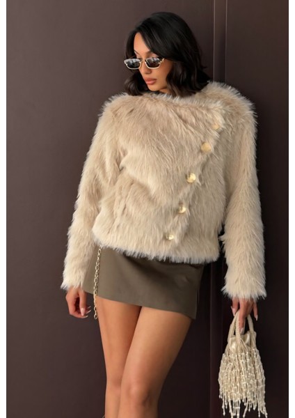 Düğme Detaylı Uzun Kollu Suni Kürk Ceket fiyatları