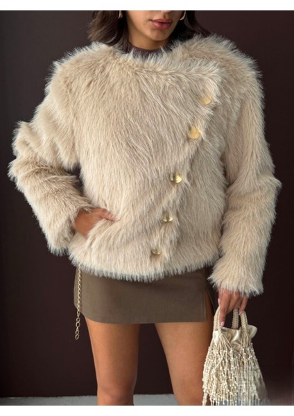 Düğme Detaylı Uzun Kollu Suni Kürk Ceket fırsatları