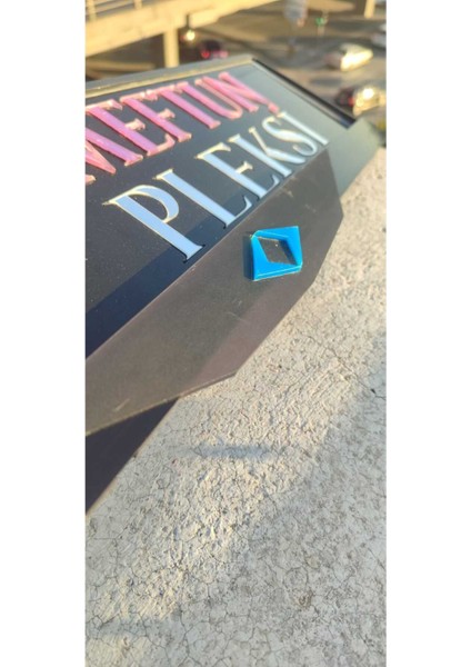 Togg Model Mat Pleksi Plakalık fiyatları