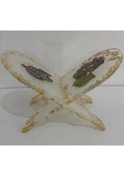 Şeffaf Altın Varaklı Ortanca Çiçekli ve Yazı Motifli Epoksi Reçine Rahle (Özel Tasarım - Tek Üretim) - 37X19 cm