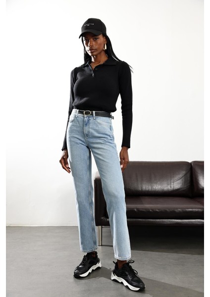 Açık Mavi Straight Jean