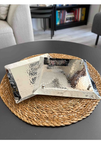 Kare Gümüş Renk Dövme Desenli Bakır Kurabiyelik-Sunumluk 20*20 cm modelleri