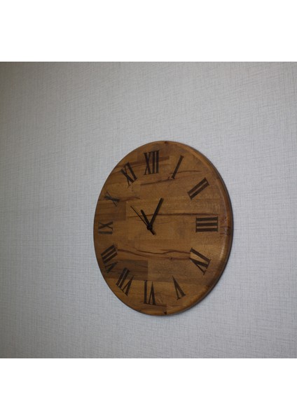 Romen Rakamlı Lazer Kazıma Ahşap Duvar Saati - 42CM Sessiz Mekanizma - Ceviz Rengi fırsatları