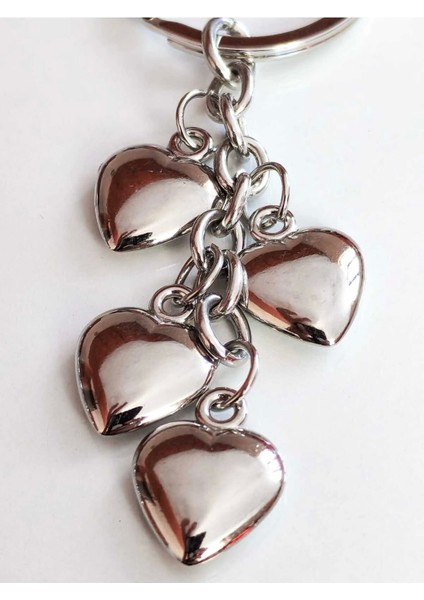 Küçük Kalplerden Oluşan Metal Anahtarlık