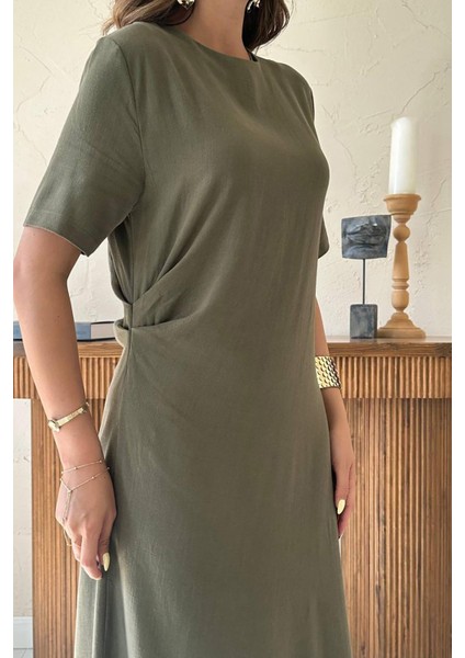 Pileli Bisiklet Yaka Elbise fırsatları