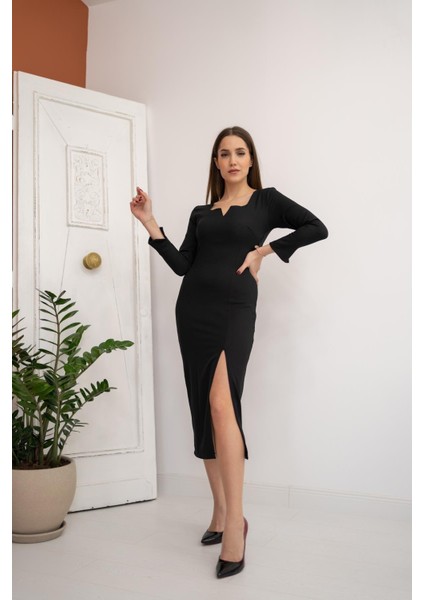 Yırtmaçlı Krep Elbise