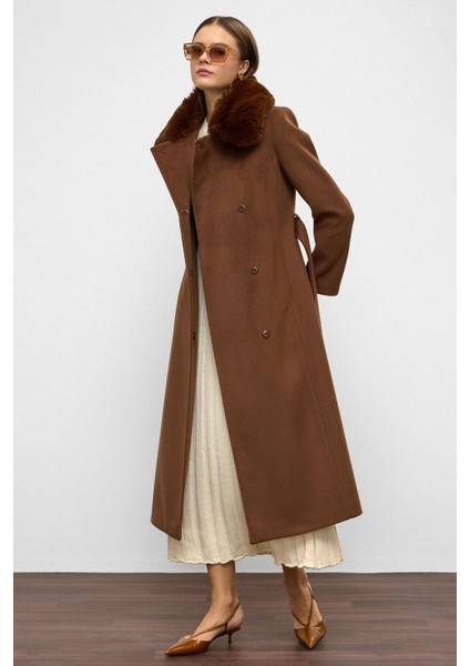 Yakası Çıkabilen Kürklü Punto Dikiş Detaylı Premium Uzun Kaban Tütün 3092 indirimleri