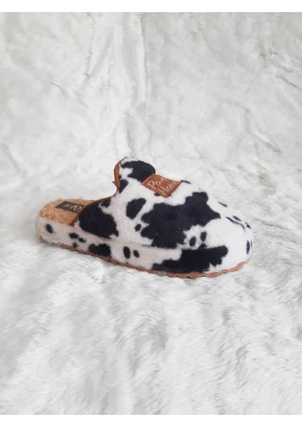 Zebra Desenli Peluşlu Kaymaz Yumuşak Ses Yapmaz Kalın Tabanlı Misafirlik Kışlık Kadın Ev Terliği