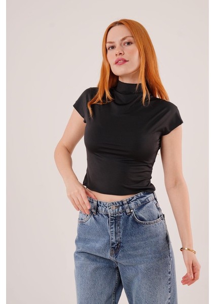 Boğazlı Parlak Kumaş Siyah Crop