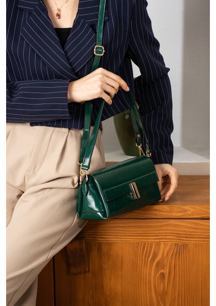 Küçük yeşil Baget Kadın El ve Omuz Çantası