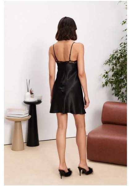 Saten Dantelli Kadın Gecelik ve Sabahlık Takımı - 4500 modelleri