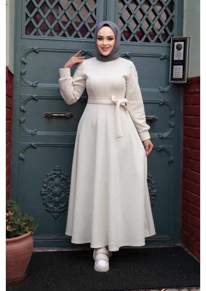 Kolları Boncuk Işlemeli Ekru Tesettür Elbise 23631E