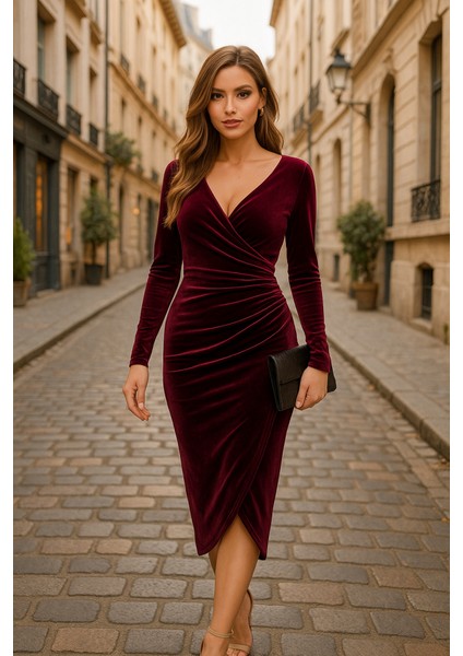 Kadın Uzun Kollu Kruvaze Yaka Belden Büzgü Detay Midi Kadife Elbise