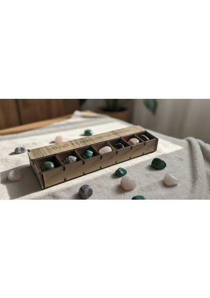 Tütsü 7 Çakra Enerji Kutusu – Doğal Kristal Taş Seti, Meditasyon ve Enerji Dengeleme, Şifa Taşları modelleri