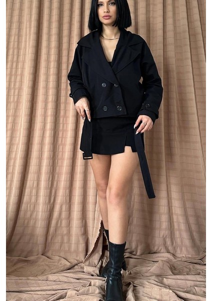 Siyah Kemerli Kısa Trech Ceket