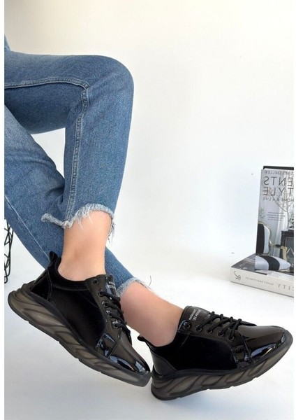 Siyah Rugan Gri Taban Spor Ayakkabı 259688 38 indirimleri