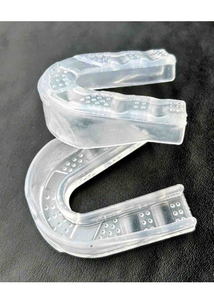 Şeffaf Kişiye Özel Diş Koruyucu Ağızlık – Spor ve Gece Kullanımı Için