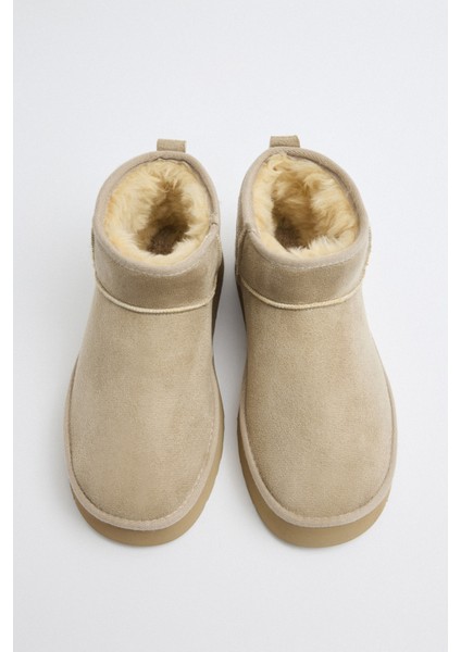 Bot 2519 - Içi Kürklü Kalın Tabanlı Bej Süet Kadın Bot modelleri