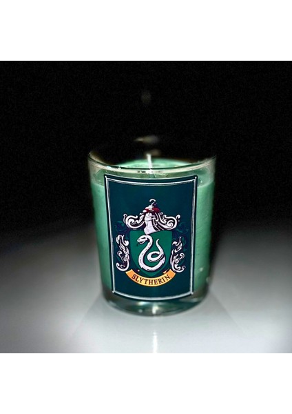 Slytherin Dekoratif Mum – Soya Wax – Kış Çayı Kokulu – Harry Potter fiyatları