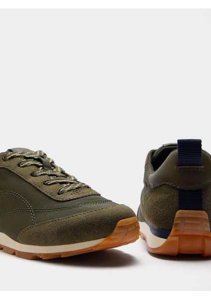 Kontrast Renkli Spor Ayakkabı indirimleri