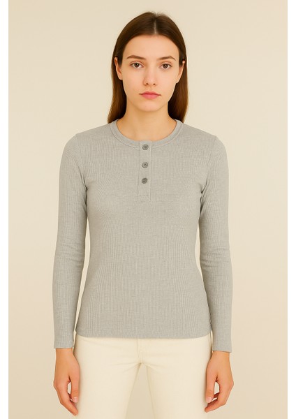 Kadın Kaşkorse Kumaş Patlı Düğmeli Uzun Kollu T-Shirt