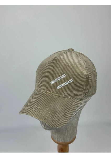 Taş Detaylı Kadife Şapka – Unisex Günlük Stil