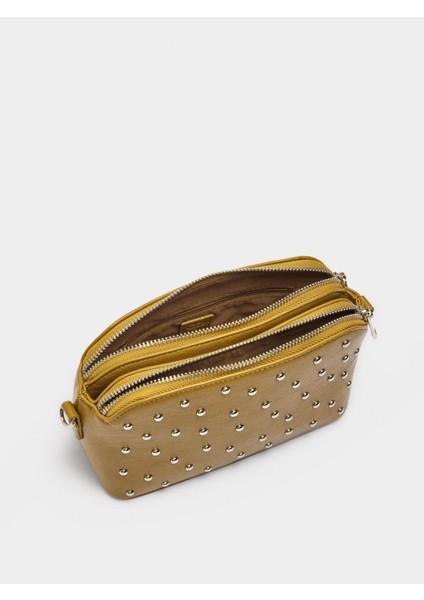 Zımba Detaylı Çapraz Çanta fırsatları