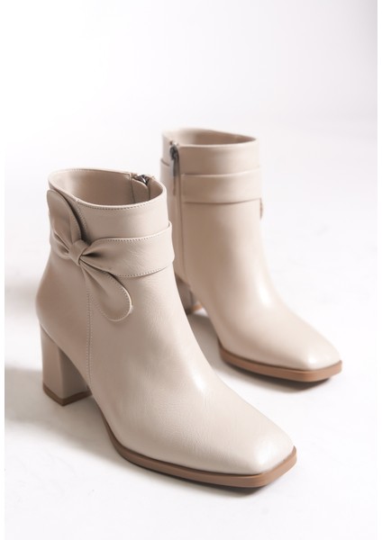 Kadın Fiyonk Detaylı Topuklu Bot 00121092 indirimleri