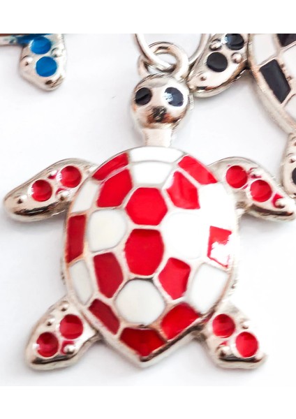 Farklı Renklerde Zincirli Kaplumbağalardan Oluşan Metal Anahtarlık indirimleri