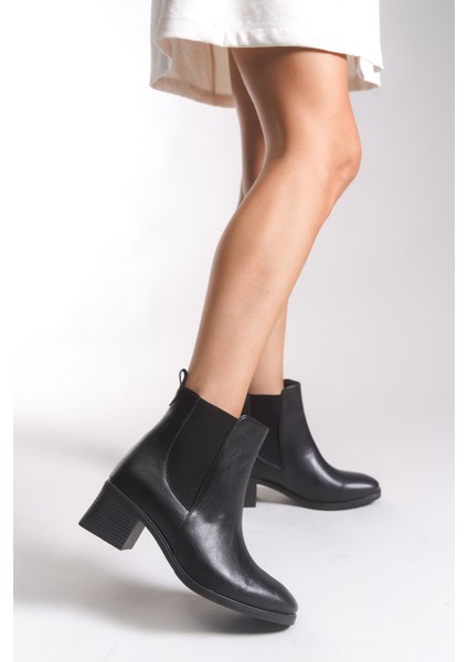 Tamnesra Kadın Bot 0012612