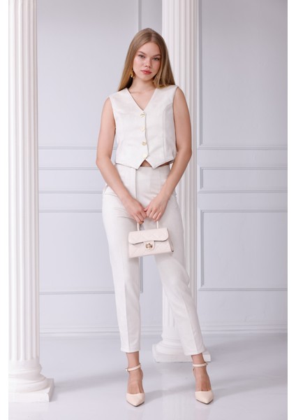 Güderi Aksesuarlı Düğmeli Yelekli Takım indirimleri