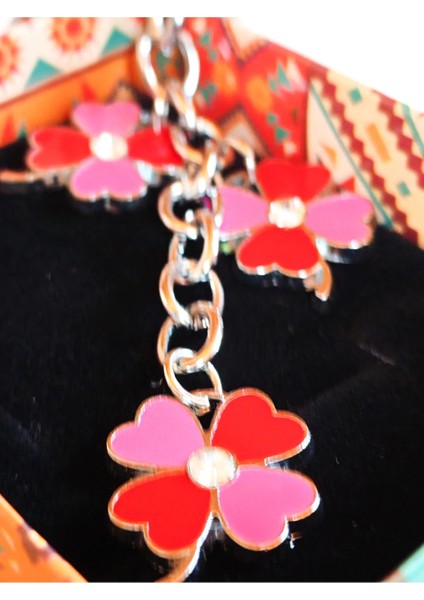 Kırmızı Pembe Renkli 4 Yapraklı Yonca Metal Anahtarlık