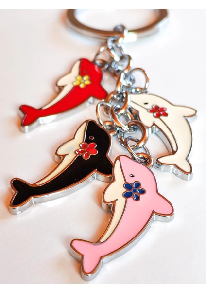 4 Farklı Renkte Yunus Balığından Metal Anahtarlık fırsatları