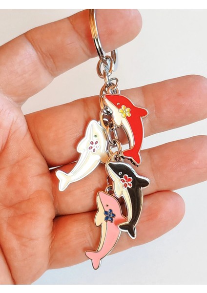 4 Farklı Renkte Yunus Balığından Metal Anahtarlık