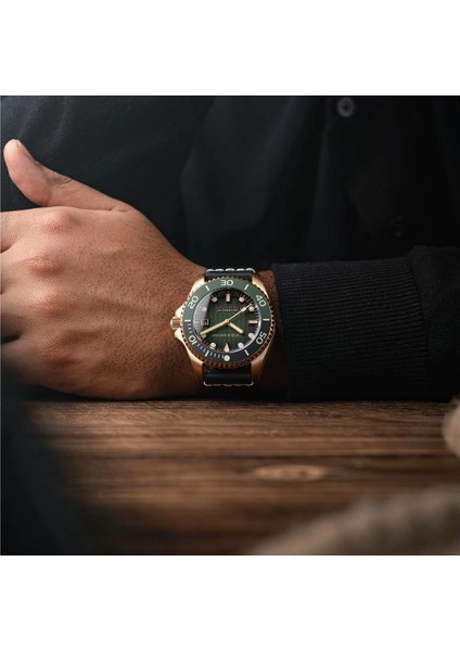 Spınnaker SP-5060-0B Erkek Kol Saati fiyatları