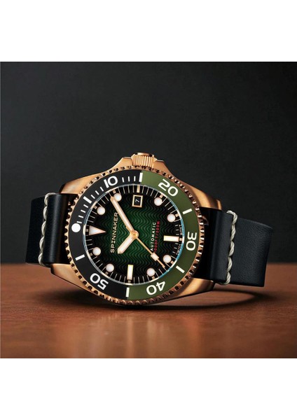Spınnaker SP-5060-0B Erkek Kol Saati fırsatları