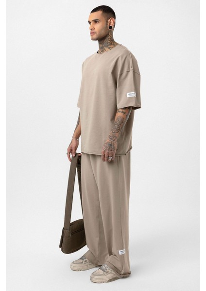 Etiket Detaylı Oversize Eşofman Takım Vizon modelleri