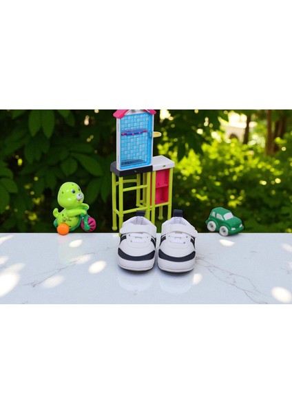Cırtlı Spor Erkek Bebek Ayakkabısı fiyatları