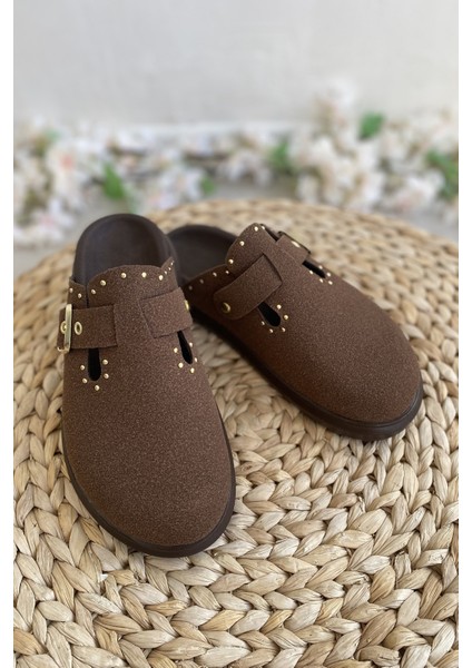 Kahverengi Süet Rahat ve Şık Günlük Kadın Terlik TMD2025002 modelleri