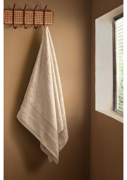 Yeni Sezon Clarette Banyo Havlusu - Bej - 90X150 cm - Bej