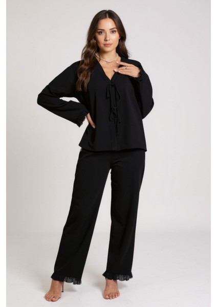 Kadın Siyah Önden Bağlamalı Kolu ve Paçası Fırfır Detaylı Uzun Kollu Pijama Takımı