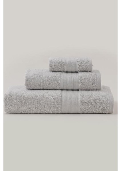 Yeni Sezon Martha Banyo Havlusu (Tencel™) - Açık Gri - 80X150 cm - Açık Gri fırsatları