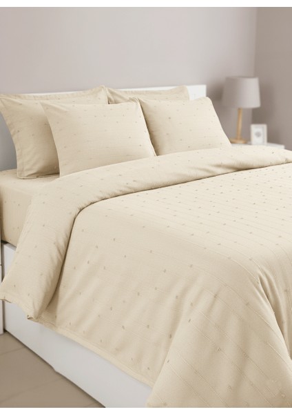 Loom Koleksiyon Krem Yatak Örtüsü Seti - 260X250 cm + 4 Yastık Kılıfı