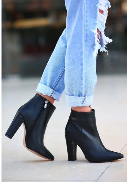 Loora Siyah Cilt Topuklu Bot fırsatları