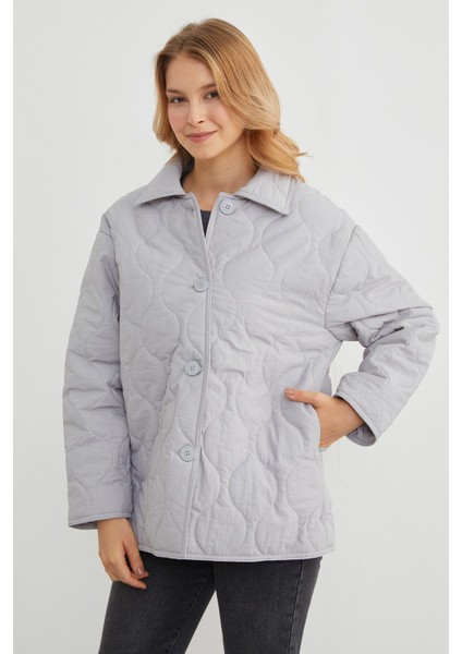 Su Yolu Desenli Kapitone Oversize Düğmeli Mont fırsatları